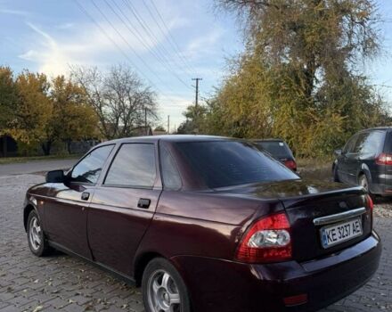 Красный ВАЗ 2170 Priora, объемом двигателя 1.6 л и пробегом 777 тыс. км за 1850 $, фото 2 на Automoto.ua