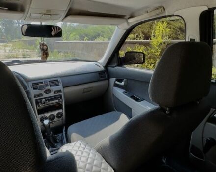 Красный ВАЗ 2170 Priora, объемом двигателя 1.6 л и пробегом 176 тыс. км за 3500 $, фото 6 на Automoto.ua