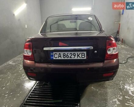 Красный ВАЗ 2170 Priora, объемом двигателя 1.6 л и пробегом 270 тыс. км за 1999 $, фото 2 на Automoto.ua