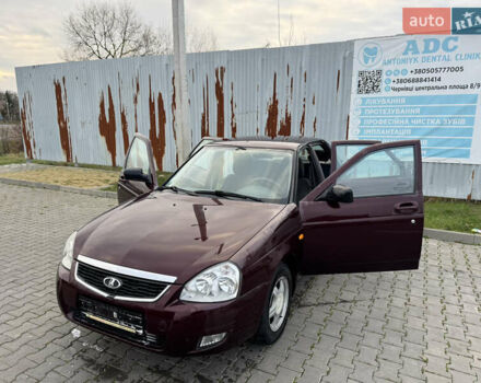 Красный ВАЗ 2170 Priora, объемом двигателя 1.6 л и пробегом 59 тыс. км за 2800 $, фото 1 на Automoto.ua