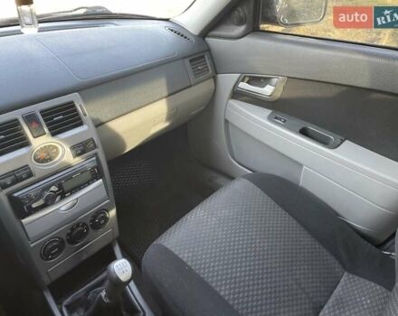 Червоний ВАЗ 2170 Priora, об'ємом двигуна 1.6 л та пробігом 215 тис. км за 1400 $, фото 11 на Automoto.ua