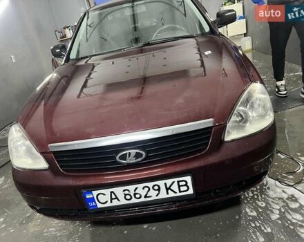 Красный ВАЗ 2170 Priora, объемом двигателя 1.6 л и пробегом 270 тыс. км за 1999 $, фото 1 на Automoto.ua