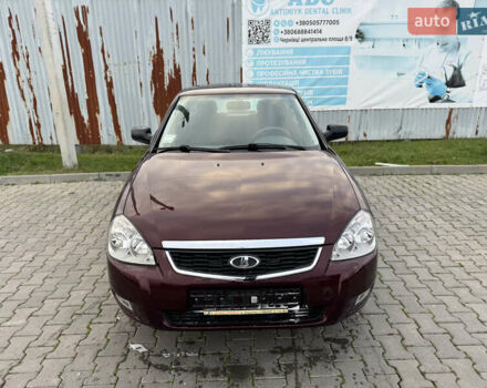 Красный ВАЗ 2170 Priora, объемом двигателя 1.6 л и пробегом 59 тыс. км за 2800 $, фото 5 на Automoto.ua