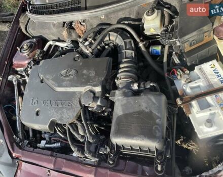 Червоний ВАЗ 2170 Priora, об'ємом двигуна 1.6 л та пробігом 215 тис. км за 1400 $, фото 5 на Automoto.ua