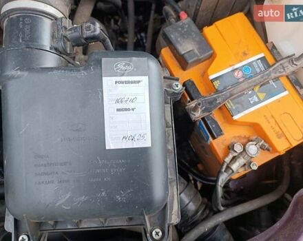 Червоний ВАЗ 2170 Priora, об'ємом двигуна 1.6 л та пробігом 171 тис. км за 4000 $, фото 7 на Automoto.ua