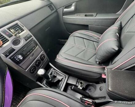 Красный ВАЗ 2170 Priora, объемом двигателя 1.6 л и пробегом 118 тыс. км за 4000 $, фото 5 на Automoto.ua