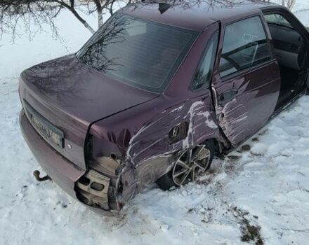 Червоний ВАЗ 2170 Priora, об'ємом двигуна 0 л та пробігом 272 тис. км за 800 $, фото 1 на Automoto.ua