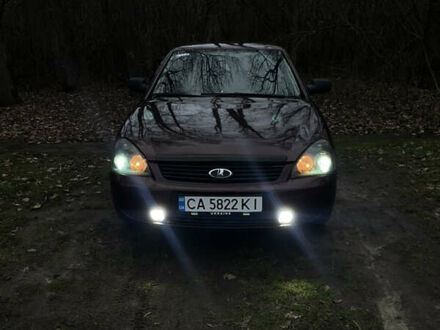 Червоний ВАЗ 2170 Priora, об'ємом двигуна 1.6 л та пробігом 237 тис. км за 2600 $, фото 1 на Automoto.ua