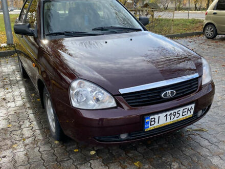 Красный ВАЗ 2170 Priora, объемом двигателя 1.6 л и пробегом 200 тыс. км за 2300 $, фото 1 на Automoto.ua