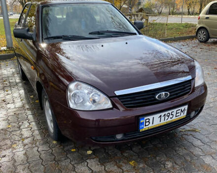 Красный ВАЗ 2170 Priora, объемом двигателя 1.6 л и пробегом 200 тыс. км за 2300 $, фото 1 на Automoto.ua