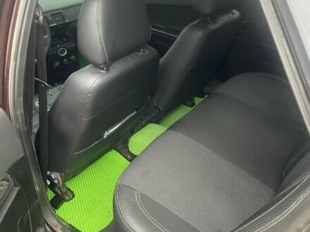 Красный ВАЗ 2170 Priora, объемом двигателя 1.6 л и пробегом 197 тыс. км за 3150 $, фото 1 на Automoto.ua