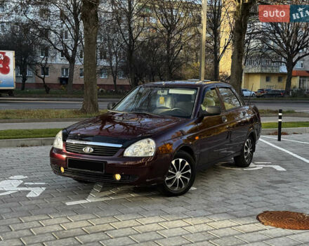 Красный ВАЗ 2170 Priora, объемом двигателя 1.6 л и пробегом 200 тыс. км за 2600 $, фото 1 на Automoto.ua