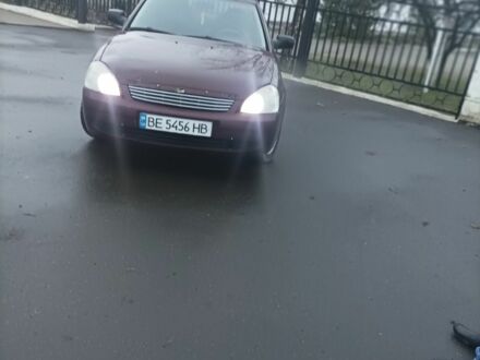 Красный ВАЗ 2170 Priora, объемом двигателя 1.6 л и пробегом 204 тыс. км за 1750 $, фото 1 на Automoto.ua