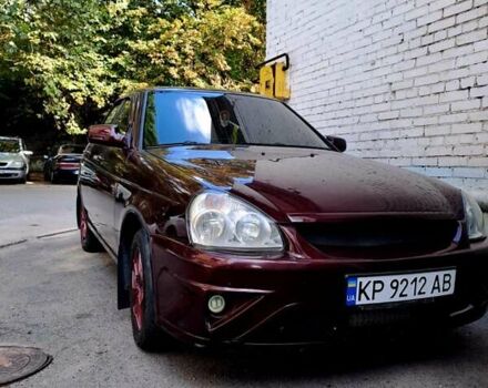 Красный ВАЗ 2170 Priora, объемом двигателя 1.6 л и пробегом 156 тыс. км за 3050 $, фото 1 на Automoto.ua