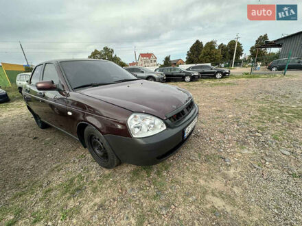 Красный ВАЗ 2170 Priora, объемом двигателя 1.6 л и пробегом 100 тыс. км за 1850 $, фото 1 на Automoto.ua