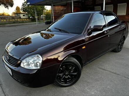 ВАЗ 2170 Priora 2010 в Новомосковске на Automoto.ua Красный ВАЗ 2170 Priora, объемом двигателя 1.6 л и пробегом 180 тыс. км за 3500 $, фото 1 на Automoto.ua