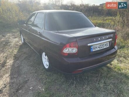 Червоний ВАЗ 2170 Priora, об'ємом двигуна 1.6 л та пробігом 215 тис. км за 1400 $, фото 1 на Automoto.ua