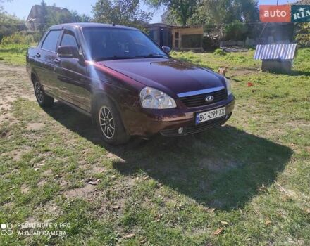 Красный ВАЗ 2170 Priora, объемом двигателя 1.6 л и пробегом 104 тыс. км за 3300 $, фото 1 на Automoto.ua