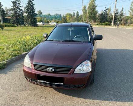 Красный ВАЗ 2170 Priora, объемом двигателя 1.6 л и пробегом 138 тыс. км за 3300 $, фото 1 на Automoto.ua