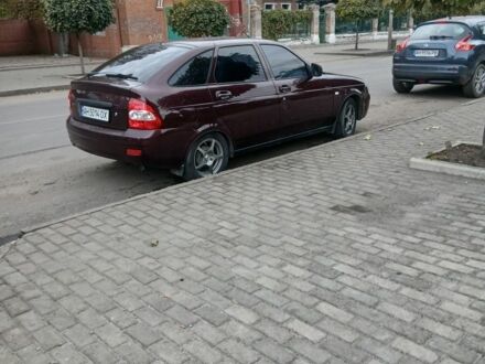 ВАЗ 2170 Priora 2012 в Славянске на Automoto.ua Красный ВАЗ 2170 Priora, объемом двигателя 1.6 л и пробегом 158 тыс. км за 3300 $, фото 1 на Automoto.ua