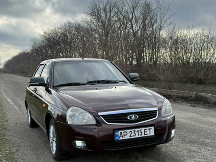 Красный ВАЗ 2170 Priora, объемом двигателя 1.6 л и пробегом 190 тыс. км за 3499 $, фото 1 на Automoto.ua
