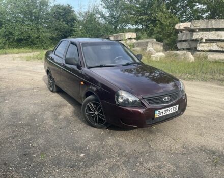 Красный ВАЗ 2170 Priora, объемом двигателя 1.6 л и пробегом 350 тыс. км за 3000 $, фото 1 на Automoto.ua