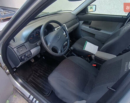 ВАЗ 2170 Priora, объемом двигателя 0 л и пробегом 46 тыс. км за 3200 $, фото 7 на Automoto.ua
