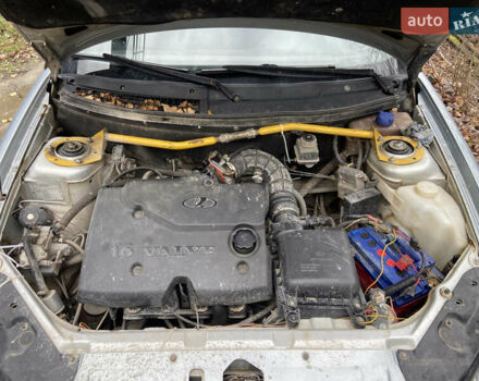 ВАЗ 2170 Priora, об'ємом двигуна 1.6 л та пробігом 300 тис. км за 2100 $, фото 6 на Automoto.ua