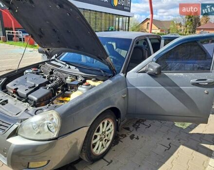 ВАЗ 2170 Priora, объемом двигателя 1.6 л и пробегом 207 тыс. км за 2100 $, фото 7 на Automoto.ua