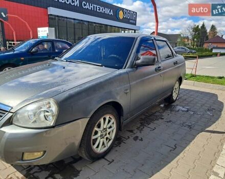 ВАЗ 2170 Priora, объемом двигателя 1.6 л и пробегом 207 тыс. км за 2100 $, фото 4 на Automoto.ua