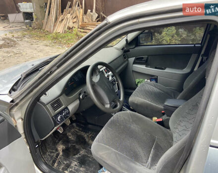 ВАЗ 2170 Priora, об'ємом двигуна 1.6 л та пробігом 300 тис. км за 2100 $, фото 4 на Automoto.ua