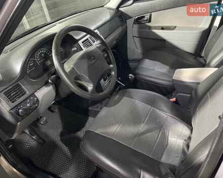 Сірий ВАЗ 2170 Priora, об'ємом двигуна 1.6 л та пробігом 159 тис. км за 2850 $, фото 7 на Automoto.ua
