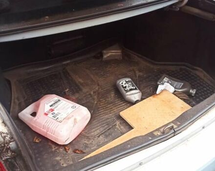 Сірий ВАЗ 2170 Priora, об'ємом двигуна 1.6 л та пробігом 156 тис. км за 1600 $, фото 6 на Automoto.ua