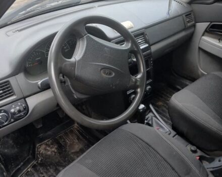 Серый ВАЗ 2170 Priora, объемом двигателя 1.6 л и пробегом 200 тыс. км за 1350 $, фото 3 на Automoto.ua