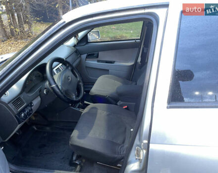 Сірий ВАЗ 2170 Priora, об'ємом двигуна 1.6 л та пробігом 235 тис. км за 2400 $, фото 7 на Automoto.ua