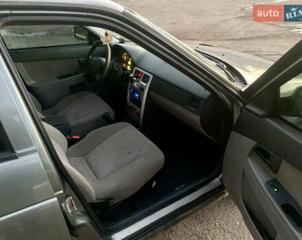 Сірий ВАЗ 2170 Priora, об'ємом двигуна 1.6 л та пробігом 143 тис. км за 1999 $, фото 8 на Automoto.ua
