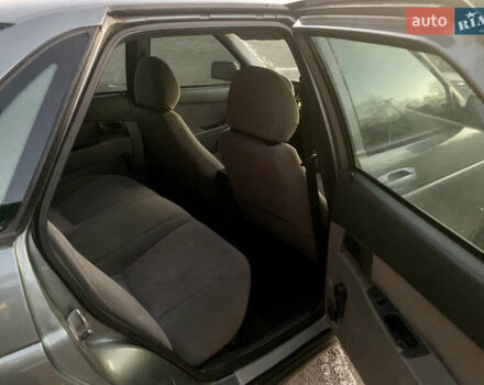 Сірий ВАЗ 2170 Priora, об'ємом двигуна 1.6 л та пробігом 143 тис. км за 1999 $, фото 9 на Automoto.ua