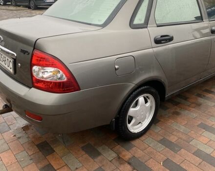 Серый ВАЗ 2170 Priora, объемом двигателя 1.6 л и пробегом 180 тыс. км за 2100 $, фото 4 на Automoto.ua