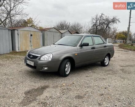 Серый ВАЗ 2170 Priora, объемом двигателя 1.6 л и пробегом 180 тыс. км за 1999 $, фото 2 на Automoto.ua