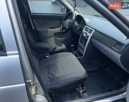 Сірий ВАЗ 2170 Priora, об'ємом двигуна 1.6 л та пробігом 235 тис. км за 2400 $, фото 5 на Automoto.ua