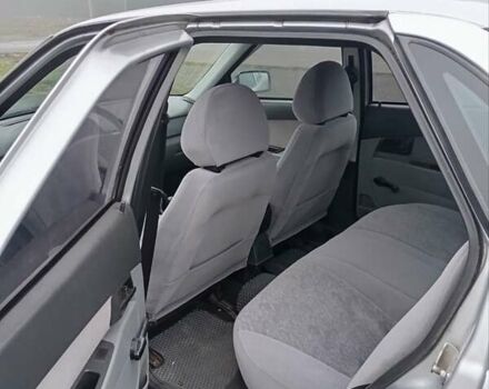 Серый ВАЗ 2170 Priora, объемом двигателя 1.6 л и пробегом 130 тыс. км за 2450 $, фото 9 на Automoto.ua