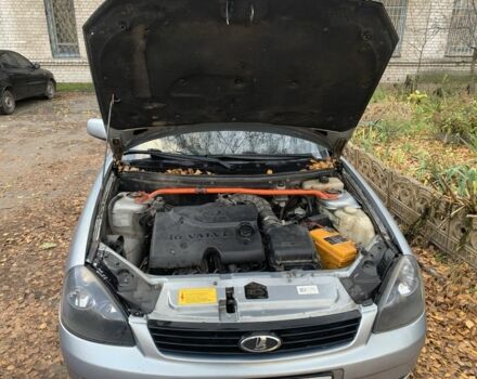 Серый ВАЗ 2170 Priora, объемом двигателя 1.6 л и пробегом 240 тыс. км за 2000 $, фото 2 на Automoto.ua