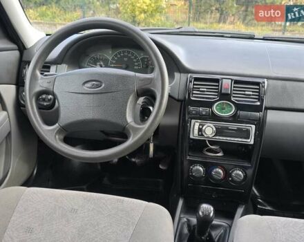 Сірий ВАЗ 2170 Priora, об'ємом двигуна 1.6 л та пробігом 125 тис. км за 1799 $, фото 18 на Automoto.ua