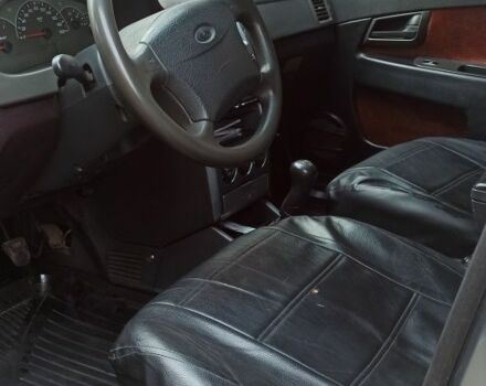 Серый ВАЗ 2170 Priora, объемом двигателя 1.6 л и пробегом 220 тыс. км за 3100 $, фото 4 на Automoto.ua