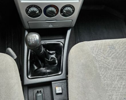 Сірий ВАЗ 2170 Priora, об'ємом двигуна 1.6 л та пробігом 220 тис. км за 1800 $, фото 13 на Automoto.ua