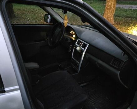 Серый ВАЗ 2170 Priora, объемом двигателя 1.6 л и пробегом 260 тыс. км за 1900 $, фото 3 на Automoto.ua