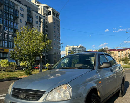 Серый ВАЗ 2170 Priora, объемом двигателя 1.6 л и пробегом 222 тыс. км за 2100 $, фото 1 на Automoto.ua