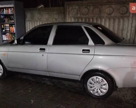 Серый ВАЗ 2170 Priora, объемом двигателя 1.6 л и пробегом 300 тыс. км за 2050 $, фото 9 на Automoto.ua