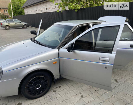 Серый ВАЗ 2170 Priora, объемом двигателя 1.6 л и пробегом 215 тыс. км за 3000 $, фото 11 на Automoto.ua
