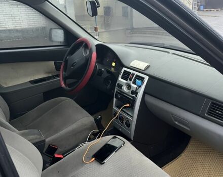 Сірий ВАЗ 2170 Priora, об'ємом двигуна 1.6 л та пробігом 270 тис. км за 2100 $, фото 7 на Automoto.ua